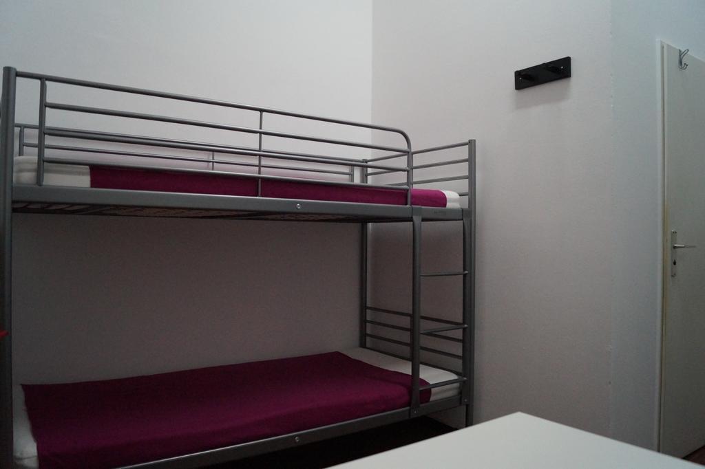 Anlema Hostel *