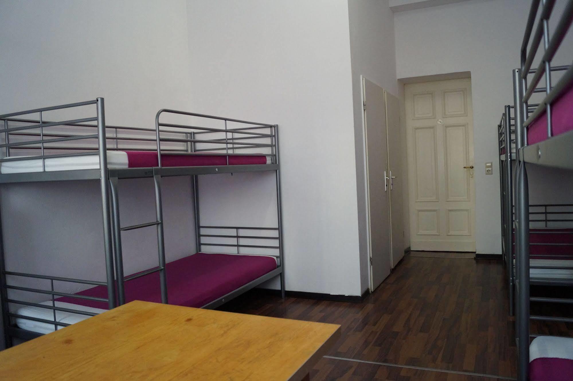 Anlema Hostel *